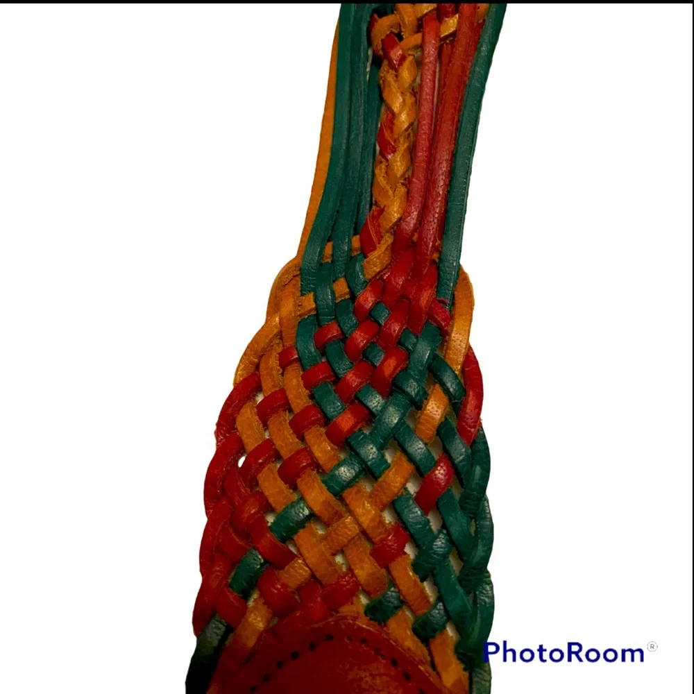 NWOT Hollister VTG Braided Multi/Color Coastal Cowgirl Leather Round Boho Belt